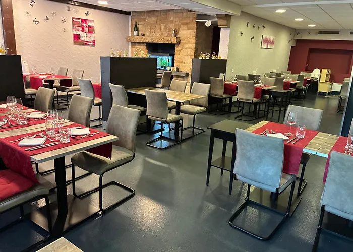 Zajazd Hotel- Restaurant Le Bras D'or Mathod